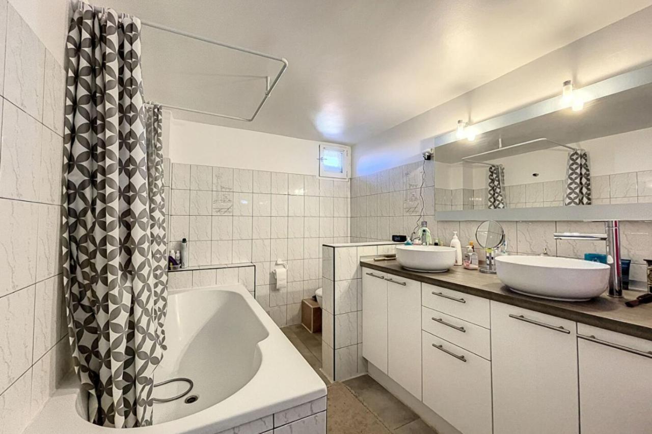 Maisonnette De Plage Sur Les Toits Appart 1 Chambre 1 Mezzanine Avec Vue Le Grau-du-Roi Dış mekan fotoğraf